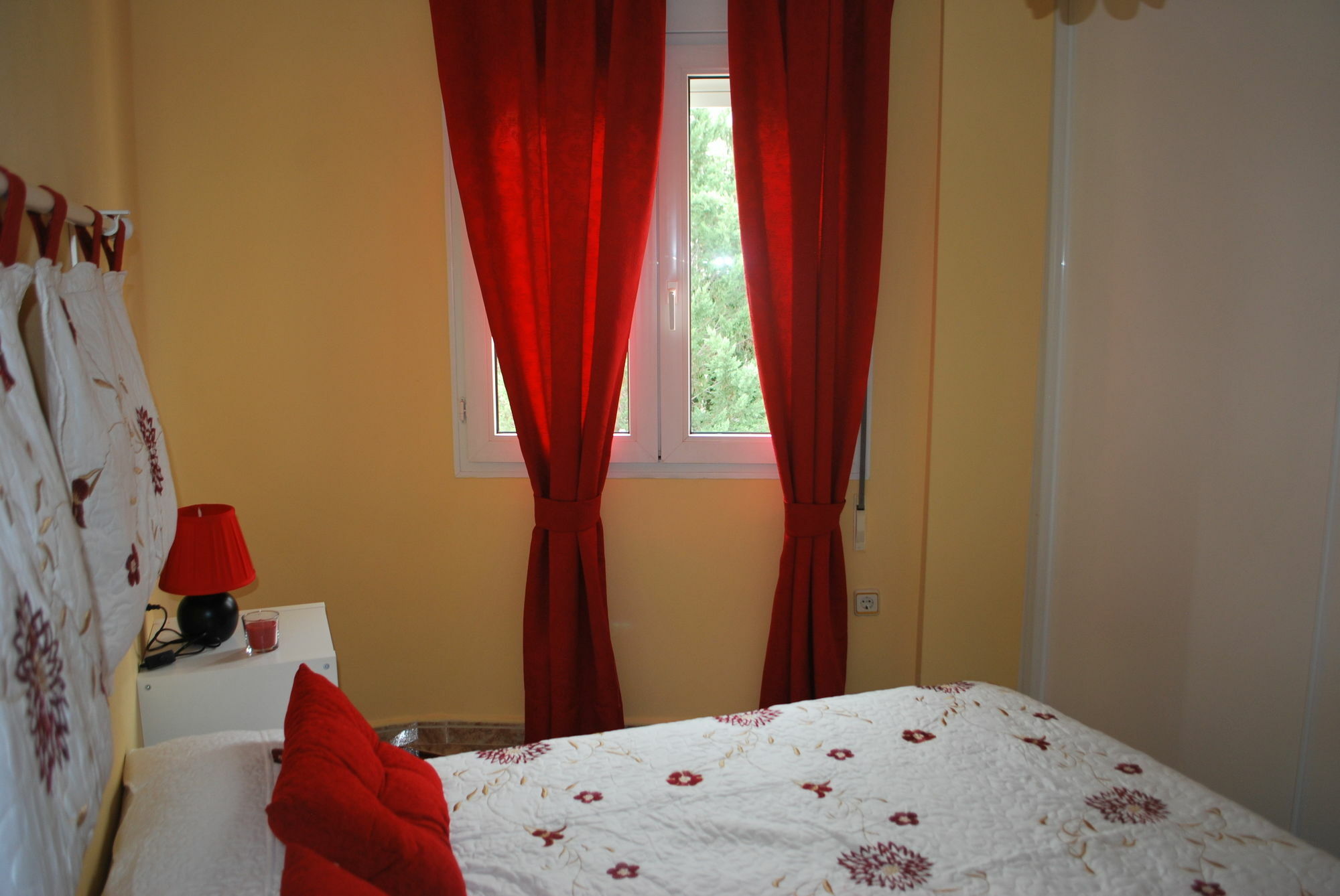 Apartamento Beatriz Куэнка Экстерьер фото